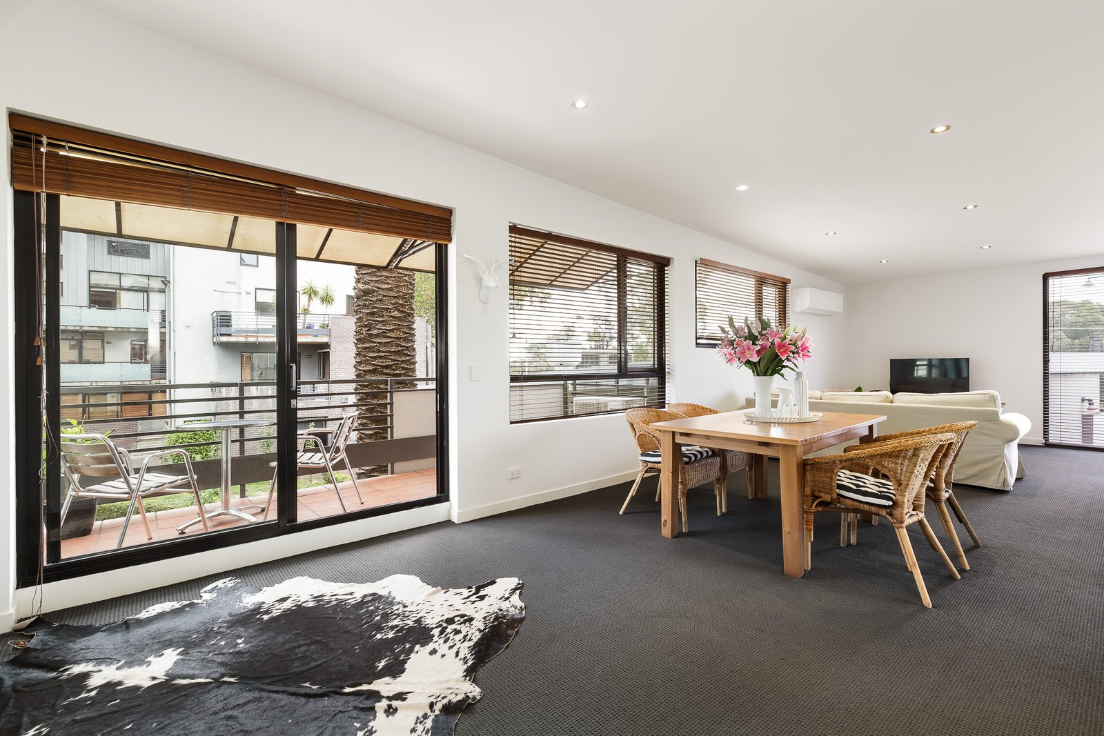 Gallery: 54/167 Fitzroy Street