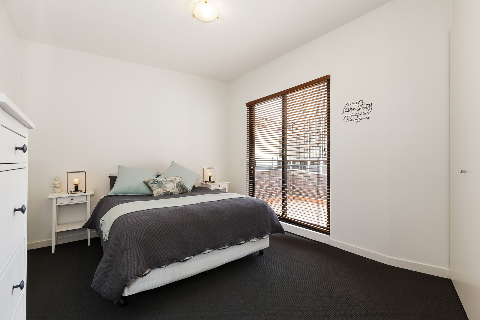 Gallery: 54/167 Fitzroy Street