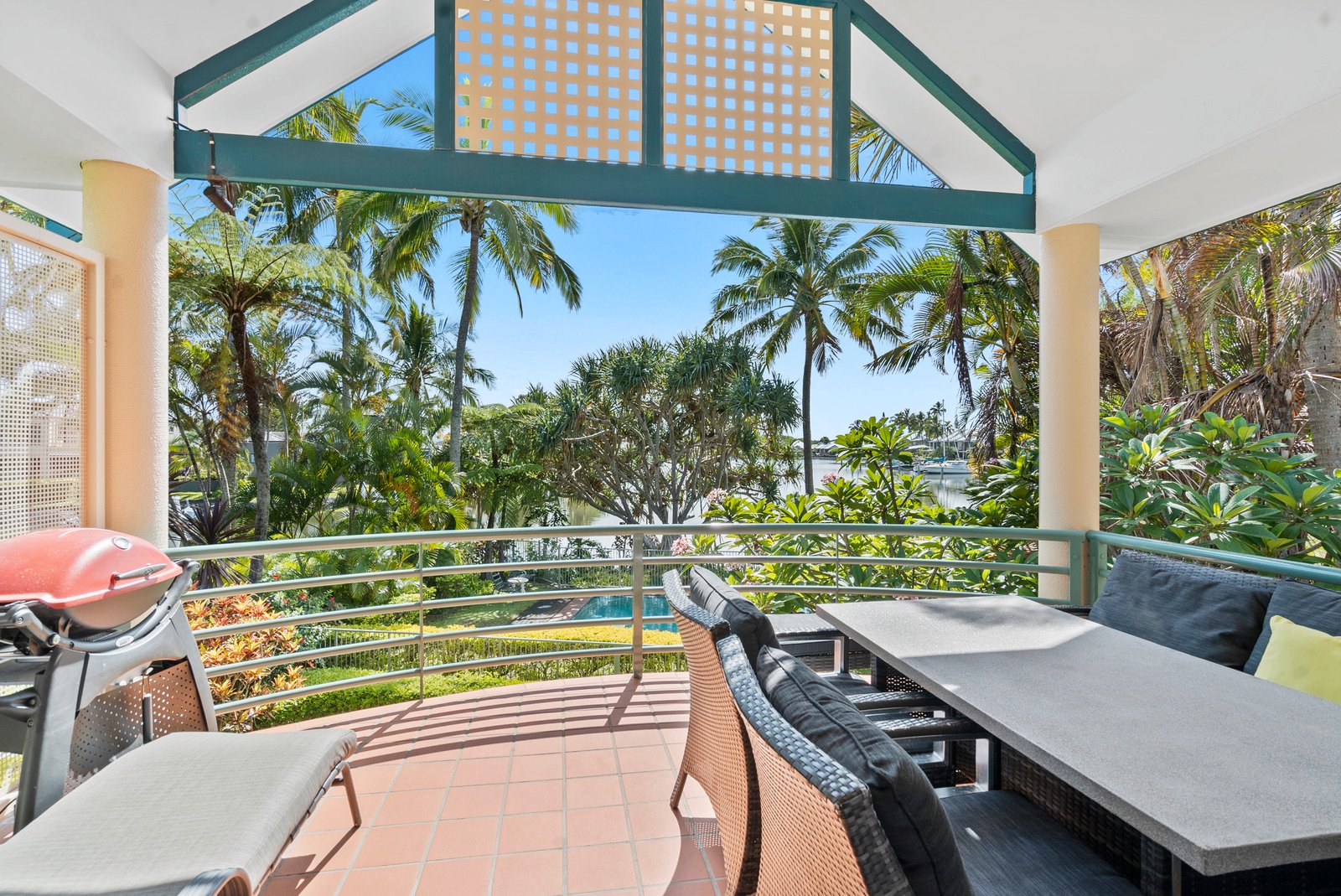 54/2 Mariners Drive East  TWEED HEADS 1