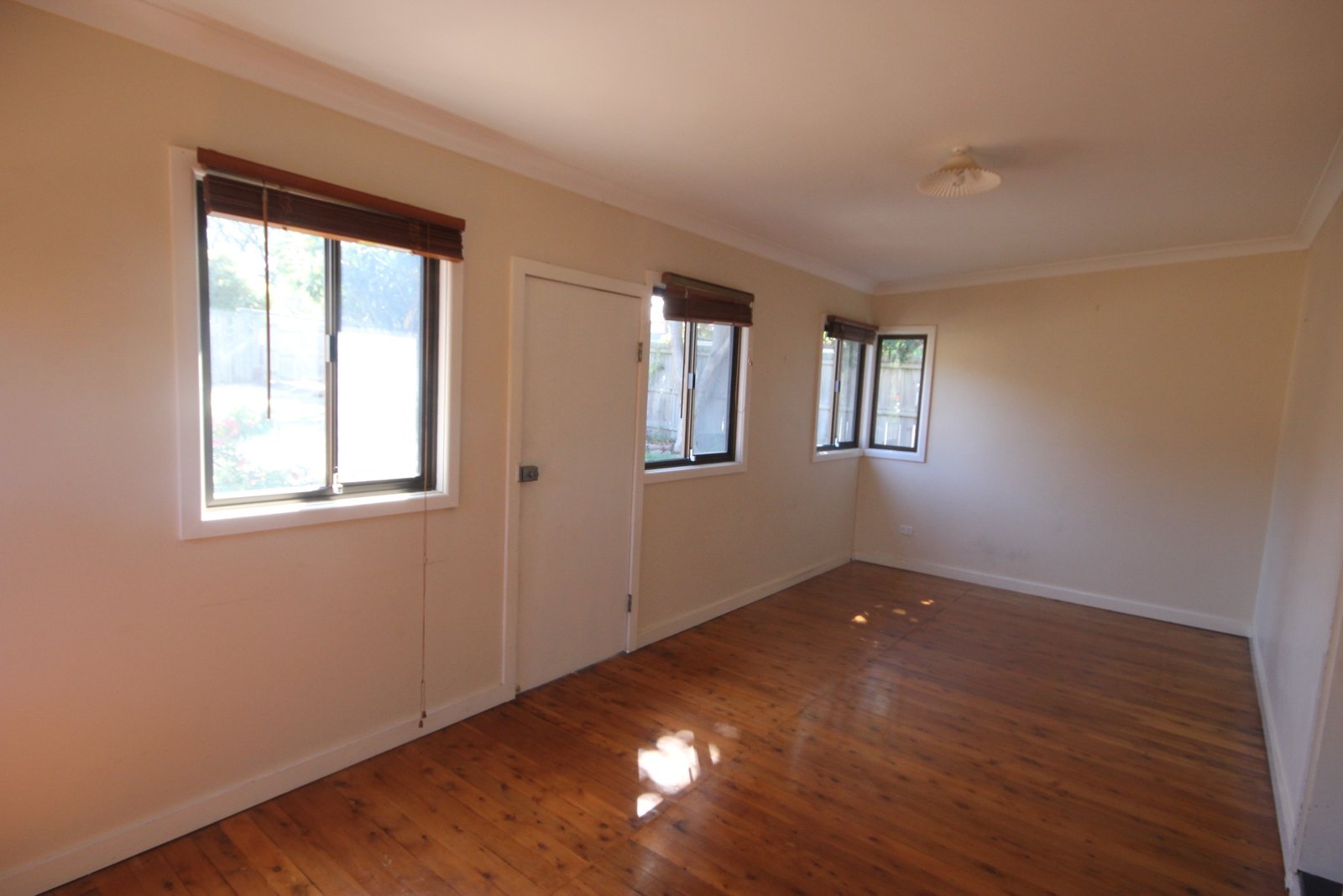543 Homer Street EARLWOOD 6