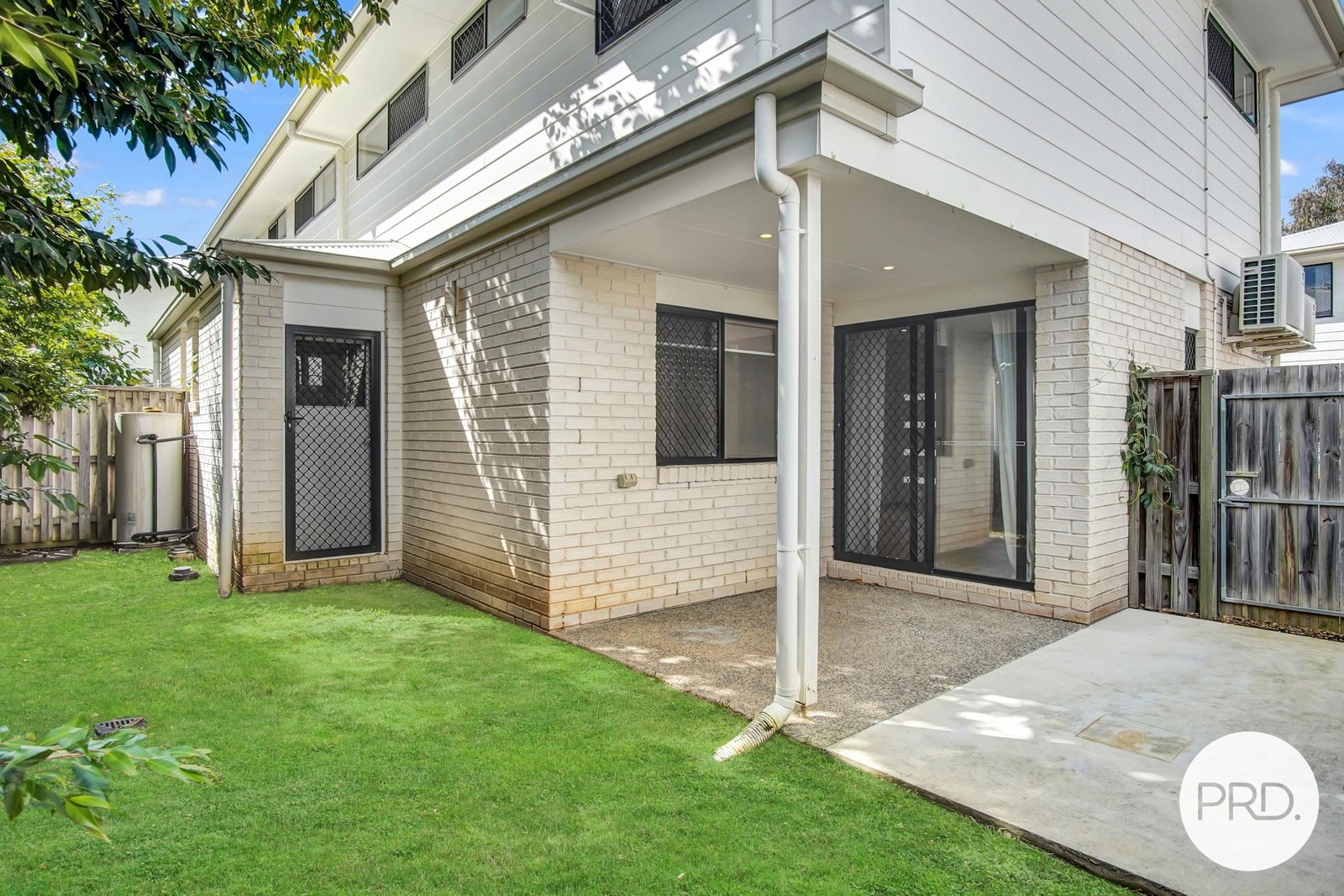 54/30 MERCURY Parade MANGO HILL 15