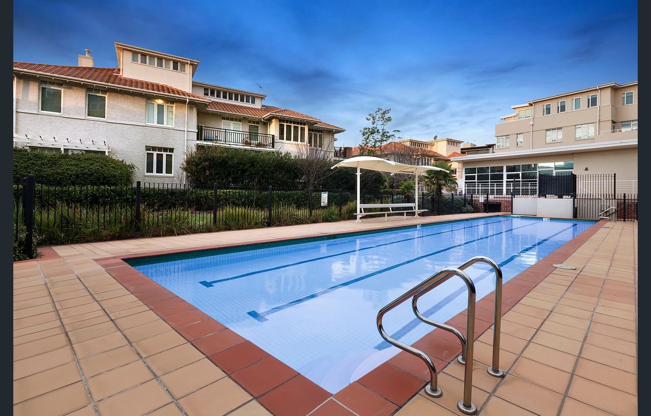 Gallery: 54/39 Esplanade East