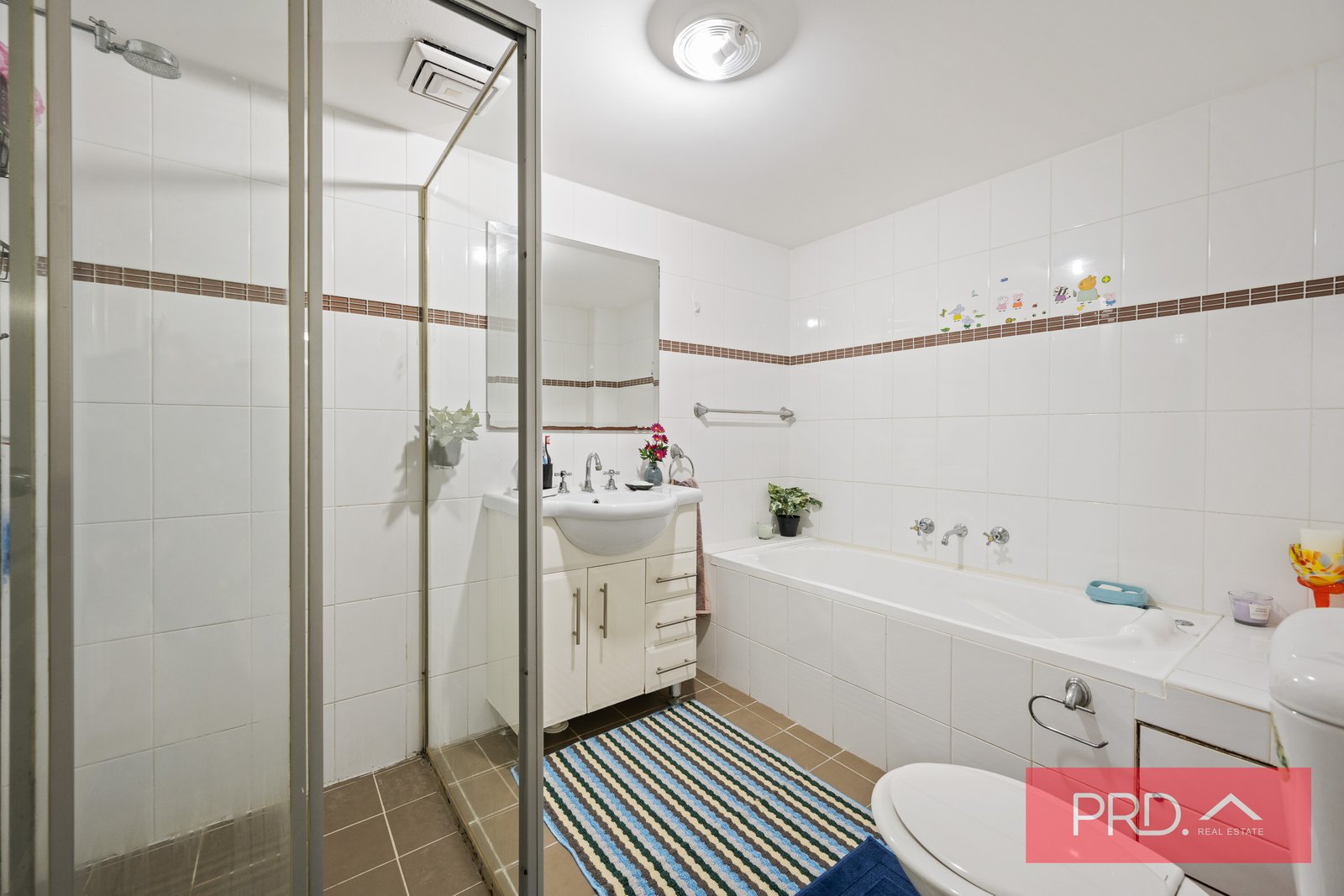 54/4-6 Lachlan Street LIVERPOOL 5