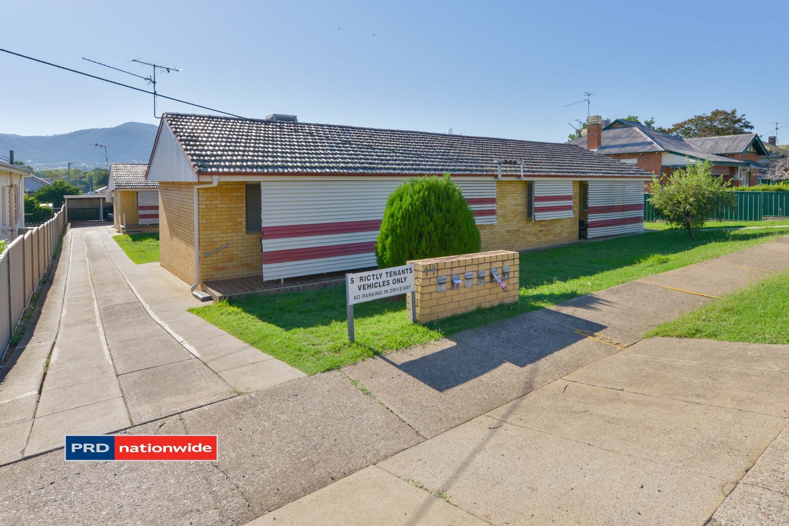 5/44 Denne Street TAMWORTH 10