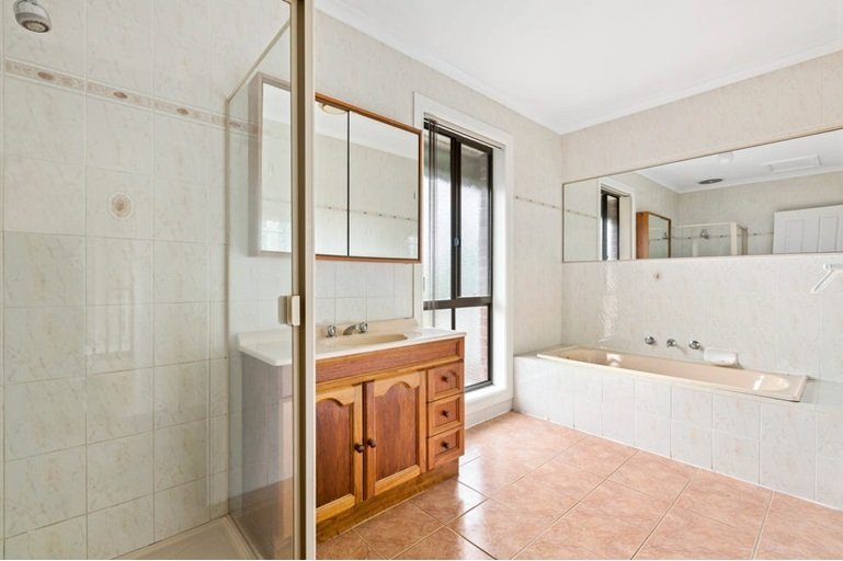 Real Estate and Property in 5/44 Grange Park Avenue, Doncaster, VIC