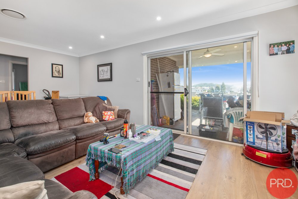 544 Oakhampton Road ABERGLASSLYN 6