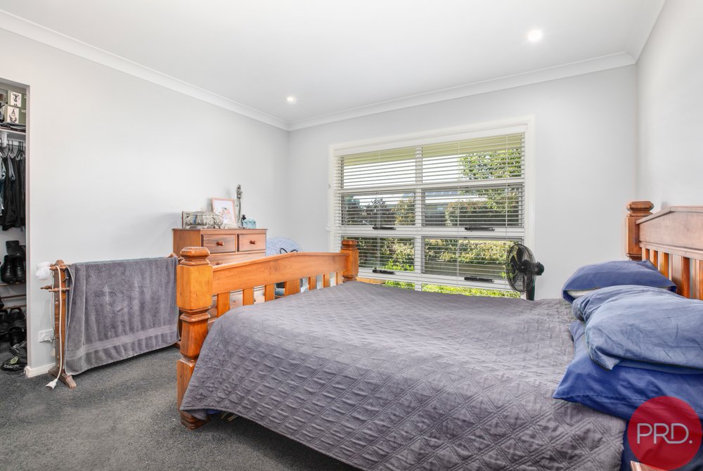 544 Oakhampton Road ABERGLASSLYN 8