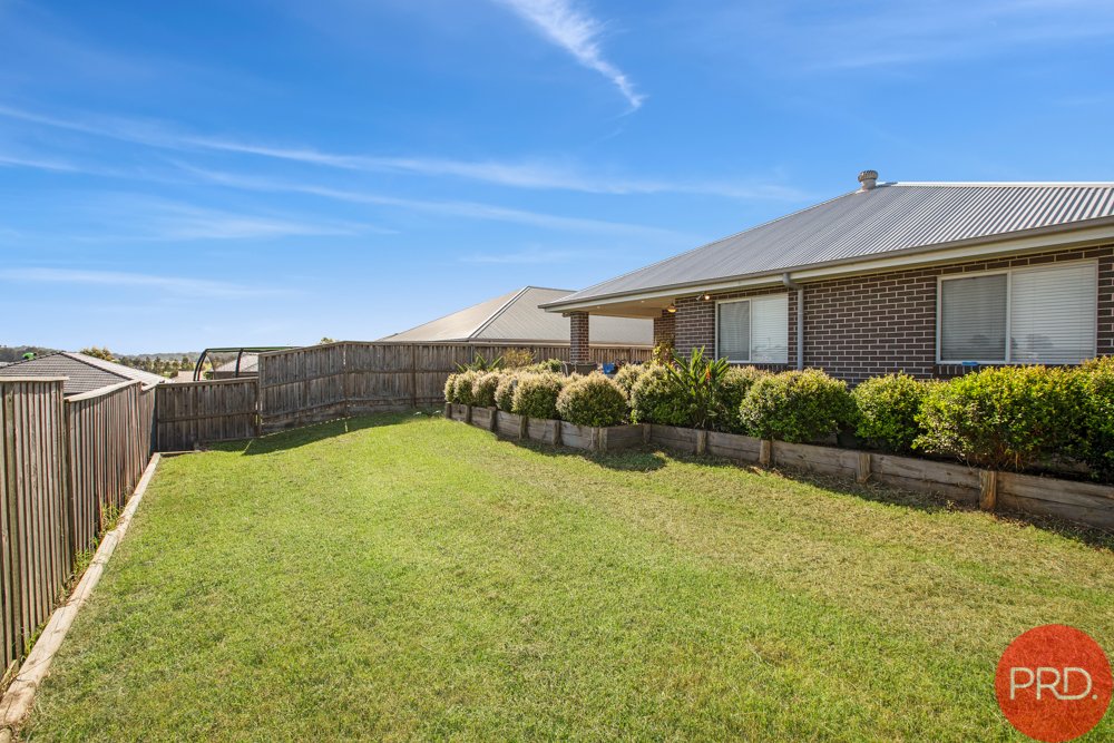 544 Oakhampton Road ABERGLASSLYN 14