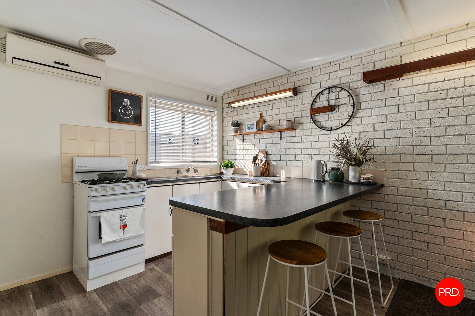 5/44 Panton Street GOLDEN SQUARE 5