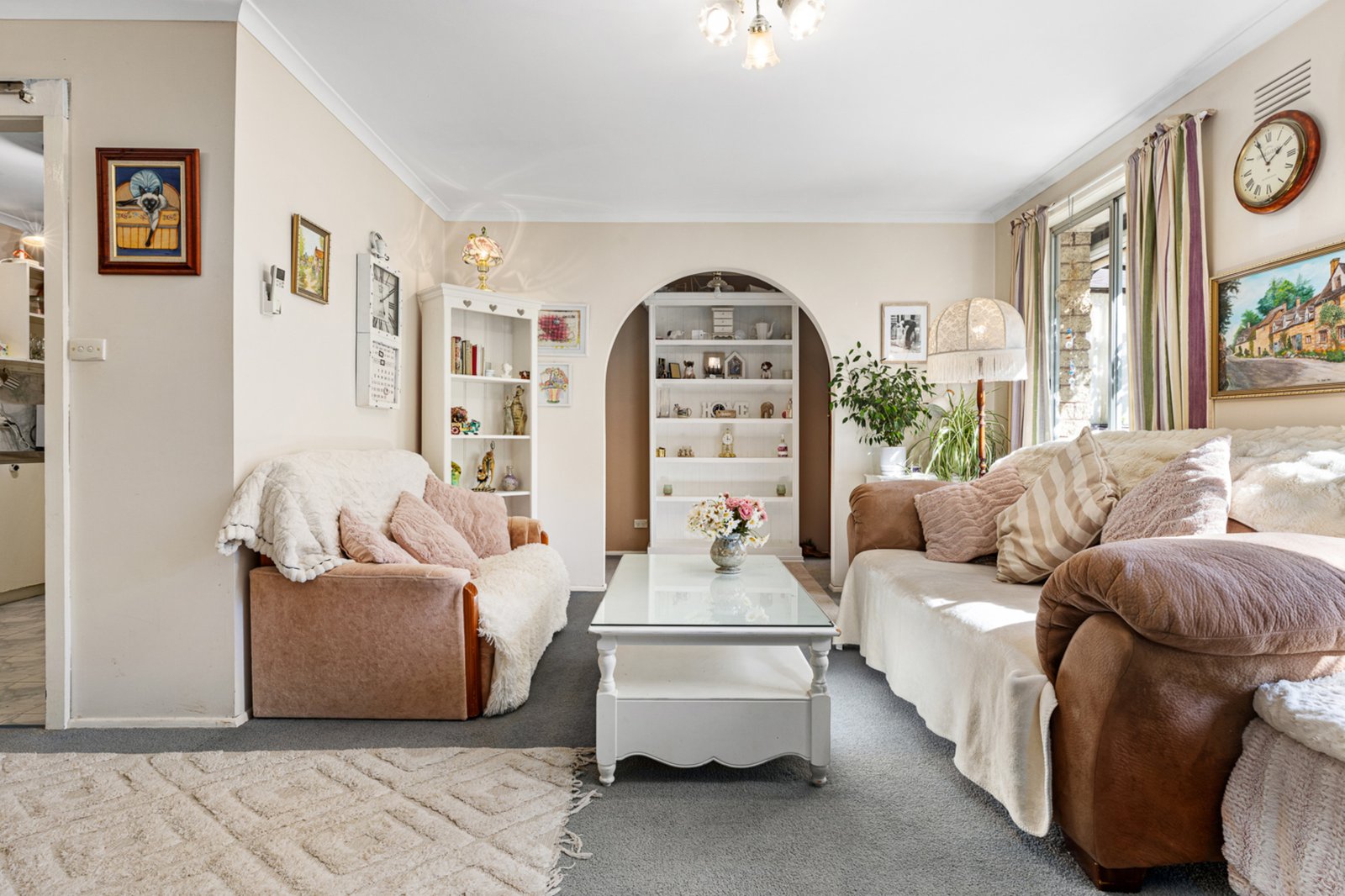 Gallery: 544 Settlement Road