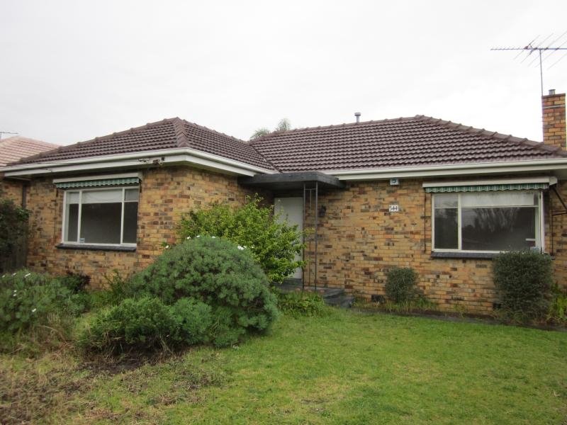 Gallery: 544 South Road