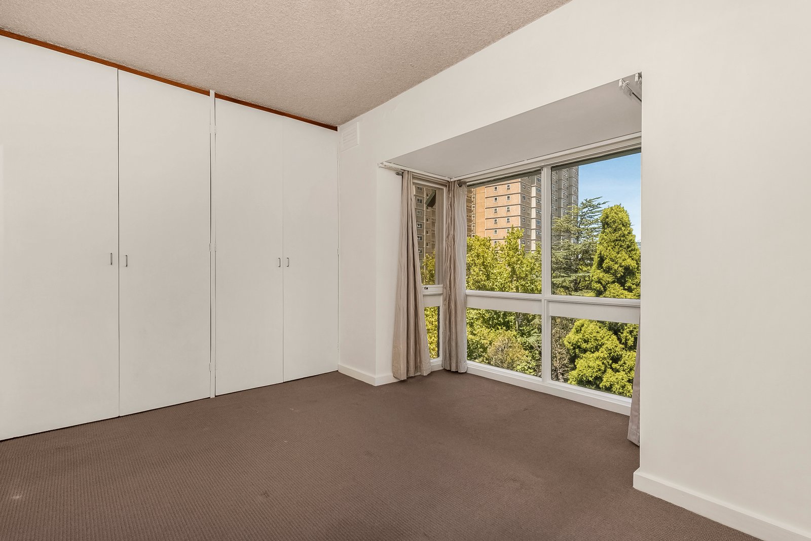 Gallery: 54/422 Cardigan Street