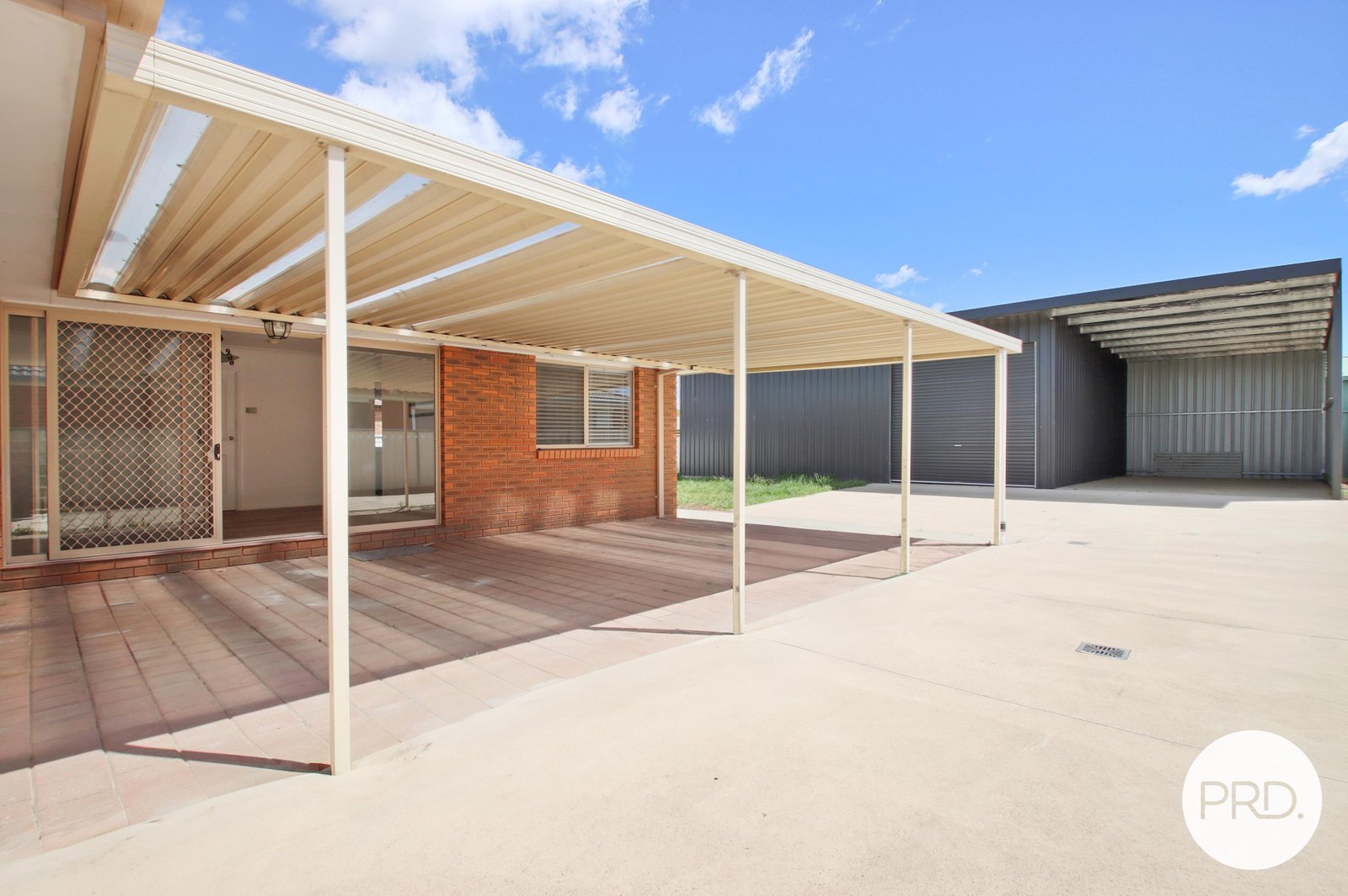 545 Daly Street LAVINGTON 9