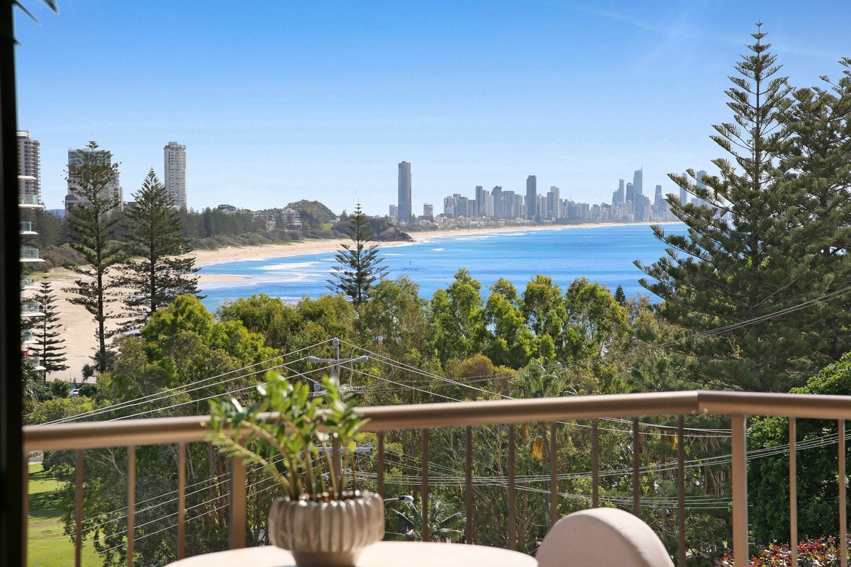 5/45 Hayle Street Burleigh Heads 4