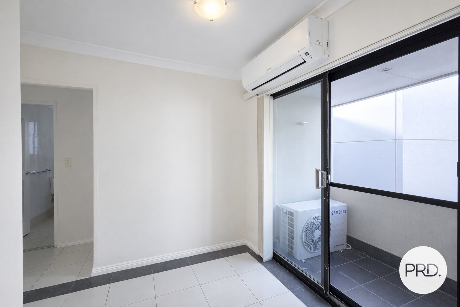 5/45 Mill Road LIVERPOOL 4