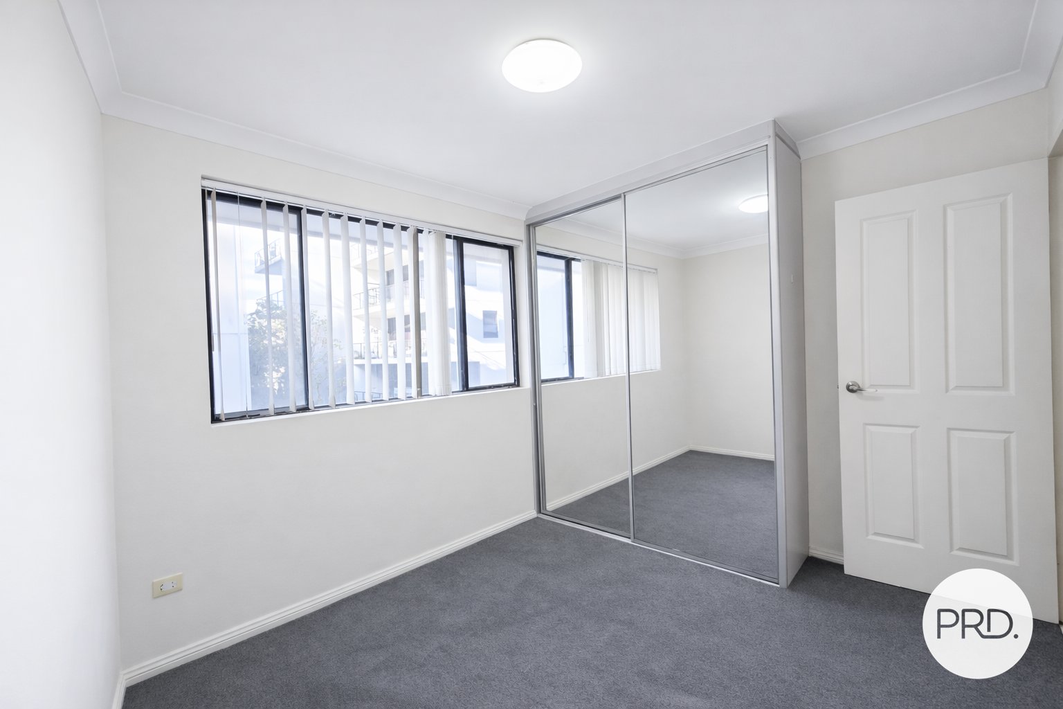 5/45 Mill Road LIVERPOOL 7