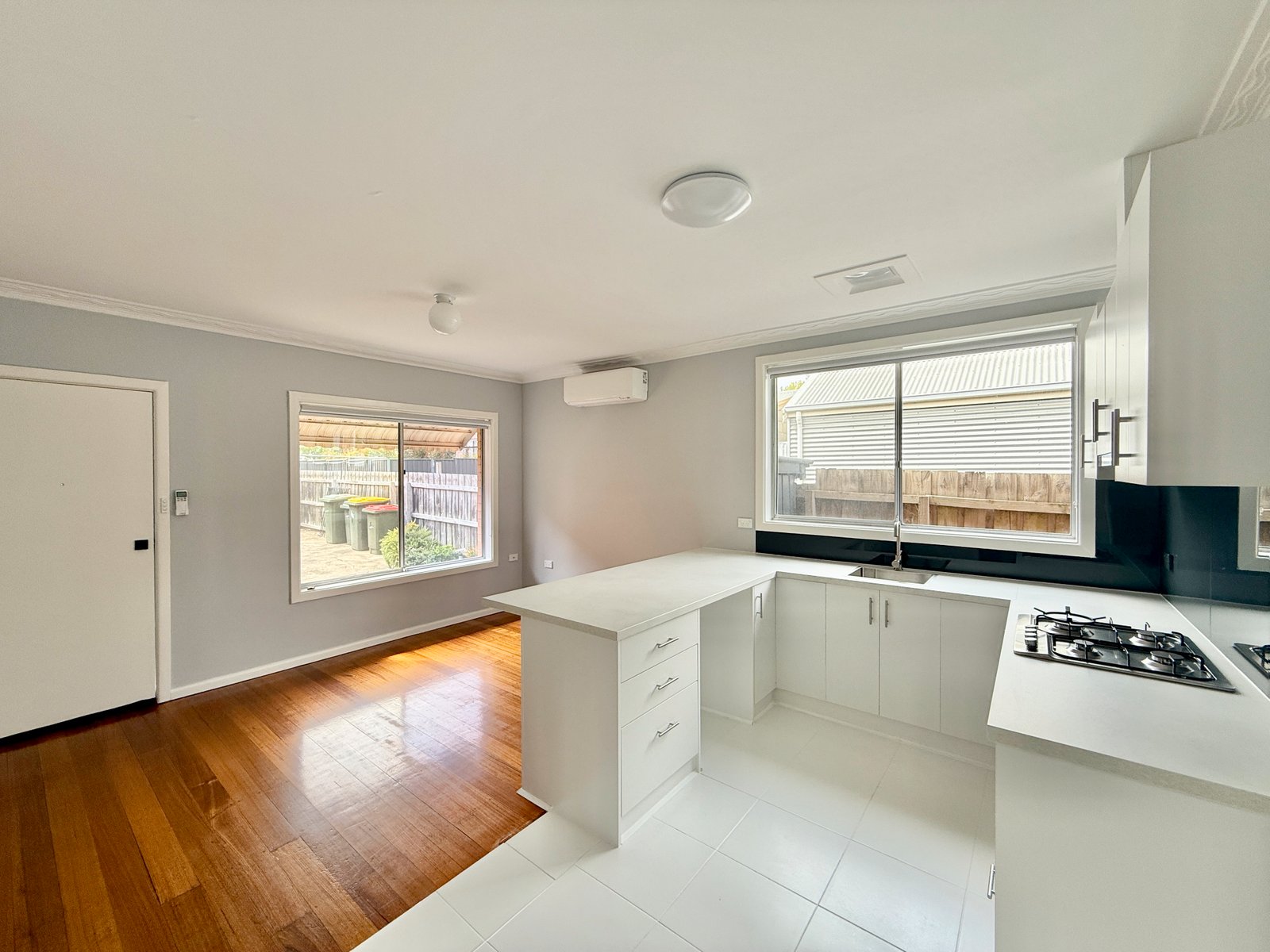 Gallery: 5/450 Ryrie Street