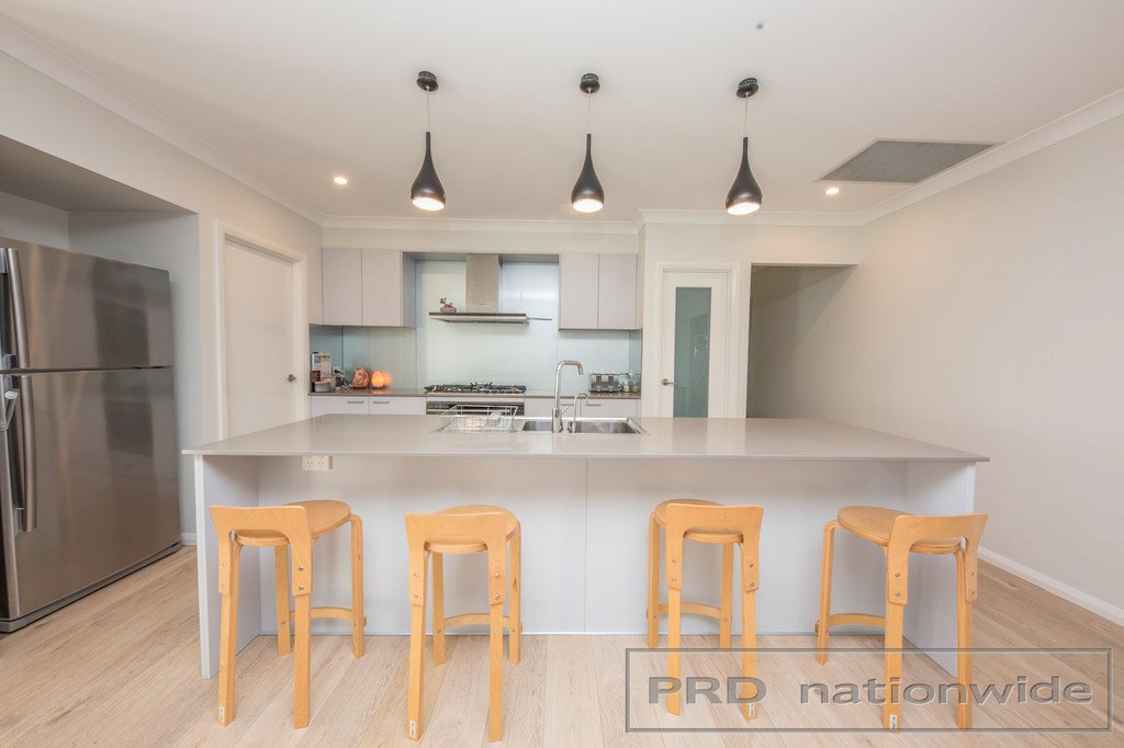 546 Oakhampton Road ABERGLASSLYN 3
