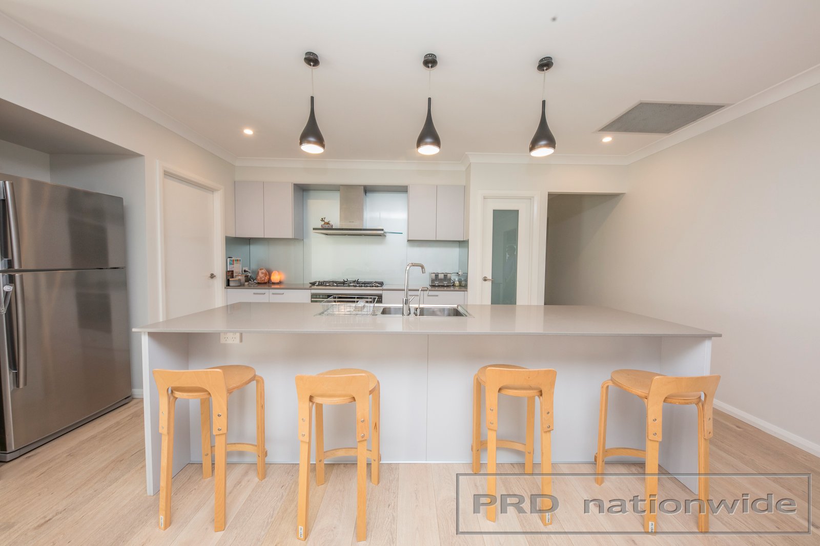 546 Oakhampton Road ABERGLASSLYN 3