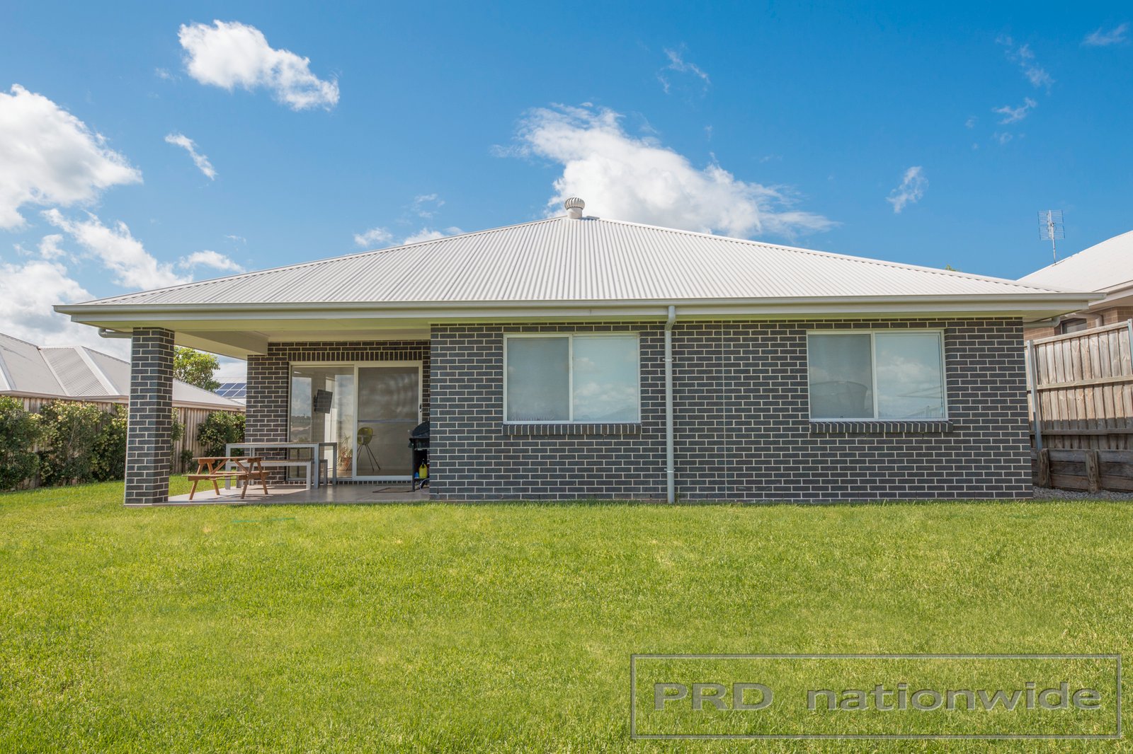 546 Oakhampton Road ABERGLASSLYN 13