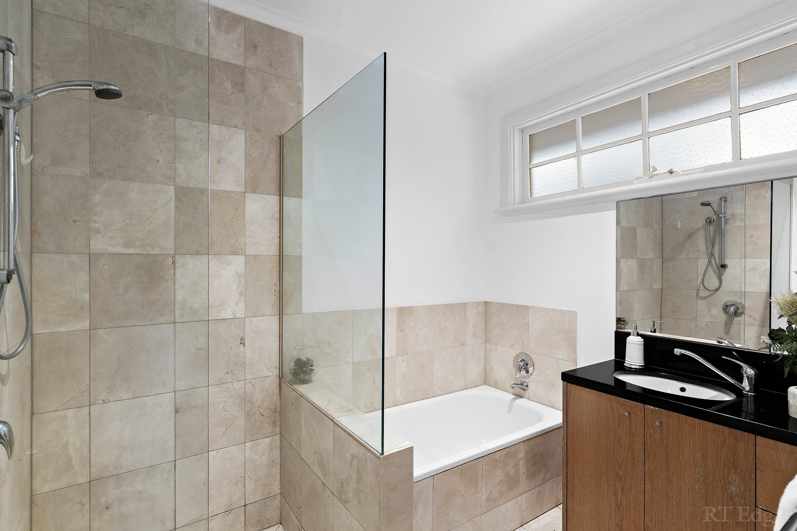 Real Estate and Property in 5/46A Corhampton Road, Balwyn North, VIC