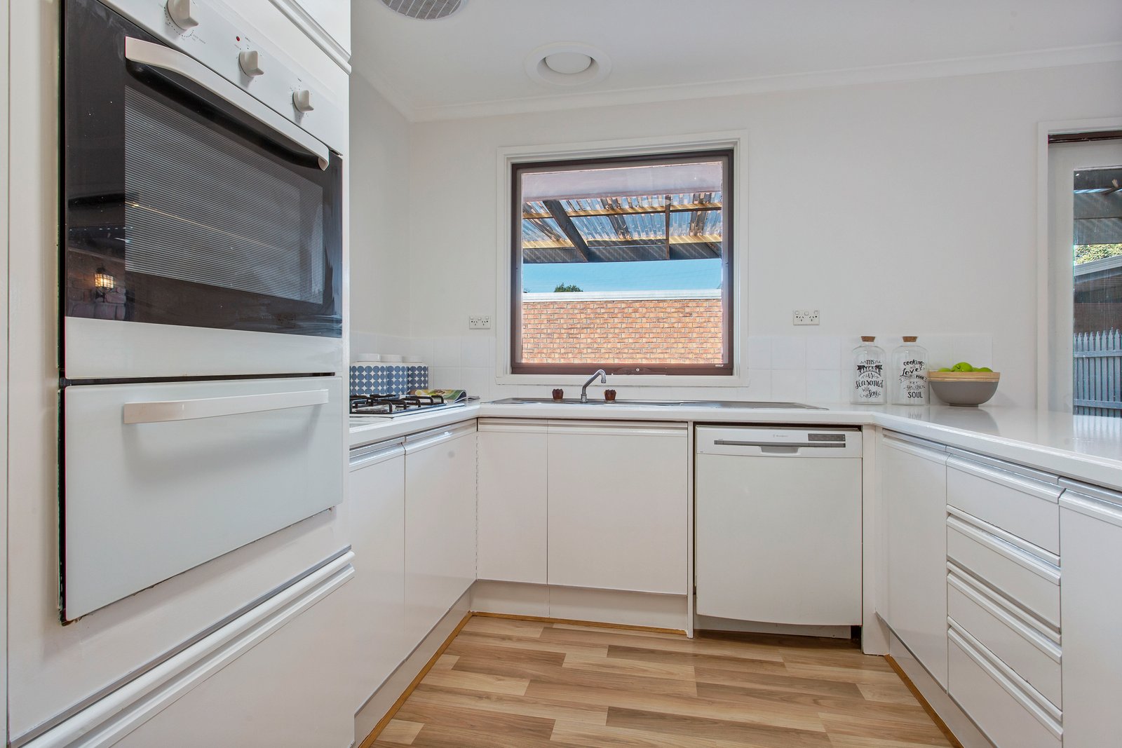 Gallery: 547 Lower Dandenong Road