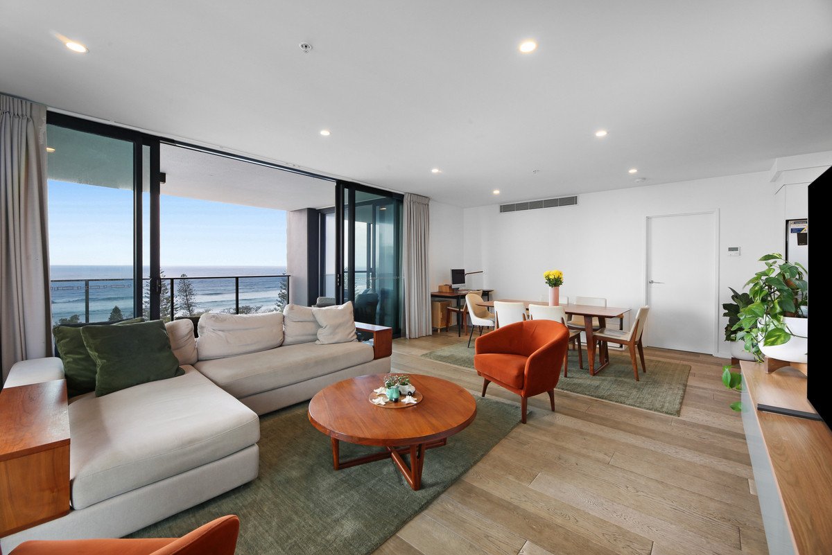 54/72 The Esplanade Burleigh Heads 10