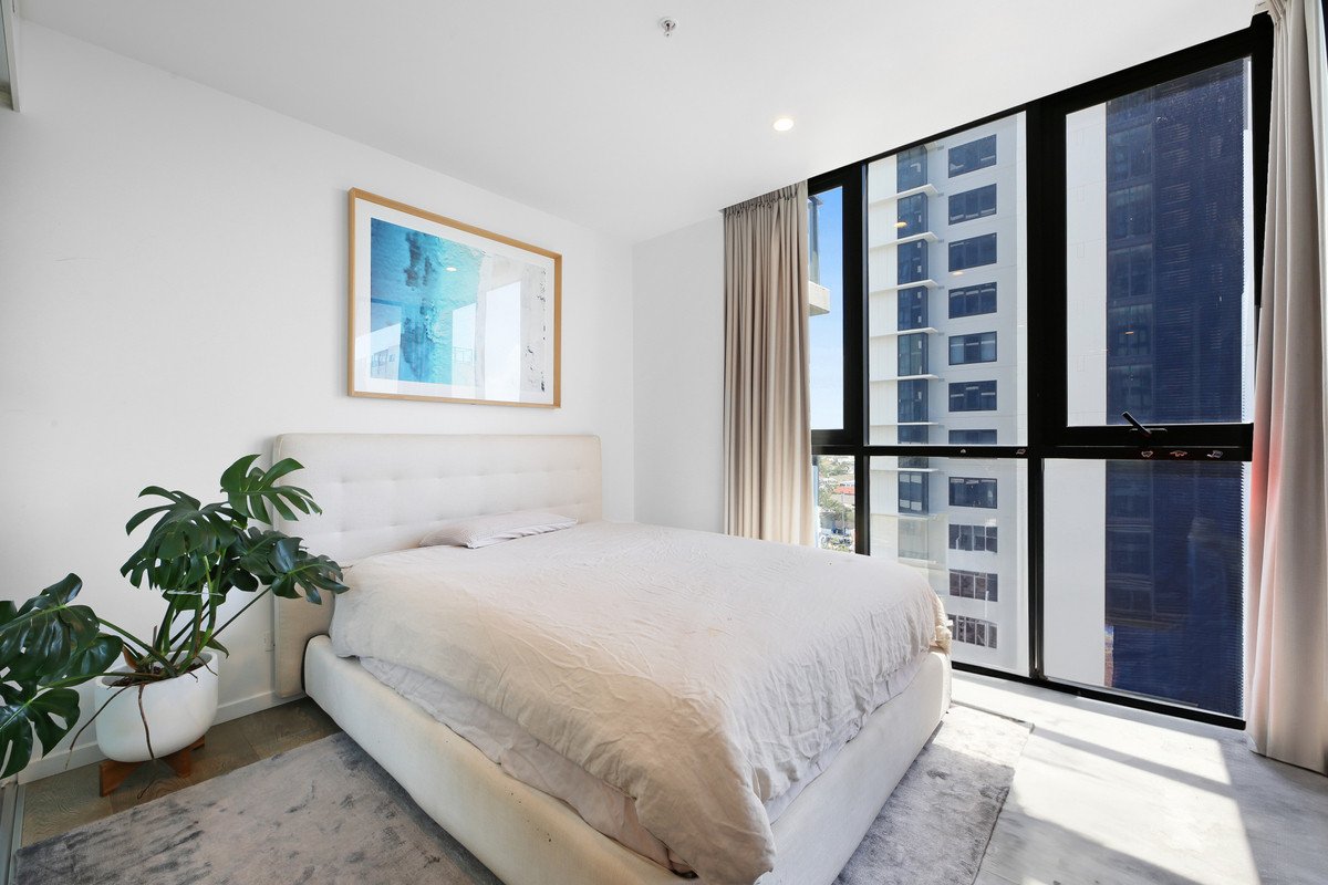 54/72 The Esplanade Burleigh Heads 16