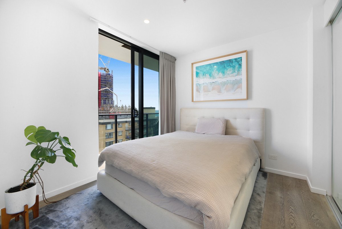 54/72 The Esplanade Burleigh Heads 18