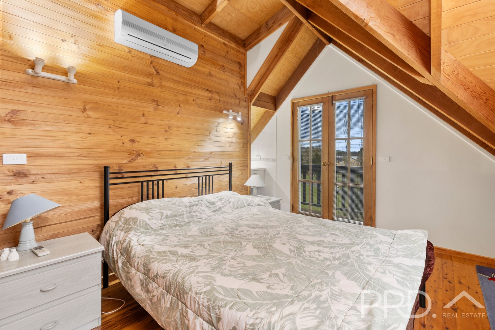 5/477 Wee Jasper Road TUMUT 10