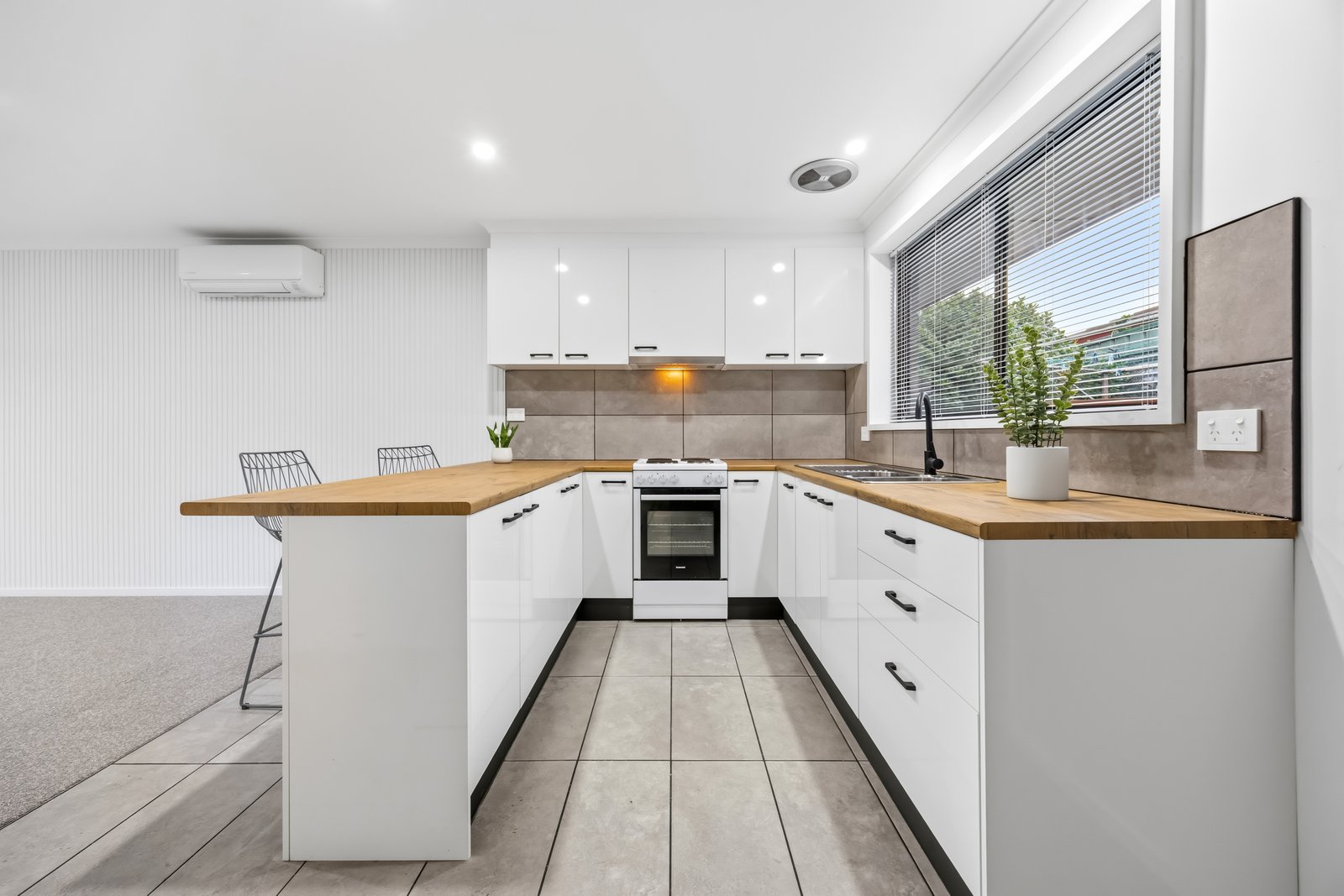 Gallery: 5/48 Bridge Street