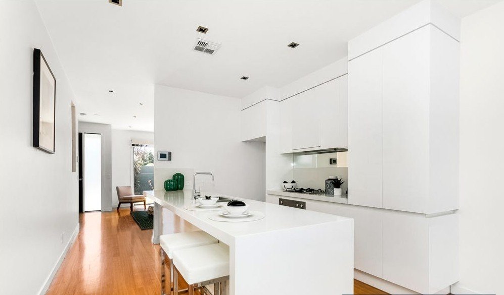 Gallery: 548 Centre Road