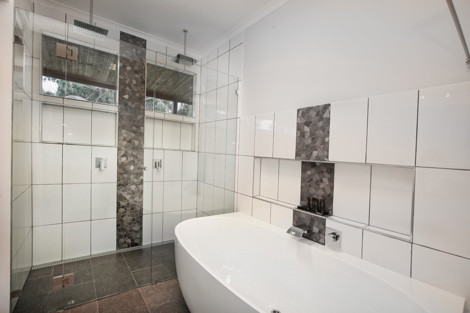 Real Estate and Property in 548 Lauriston Road, Kyneton, VIC