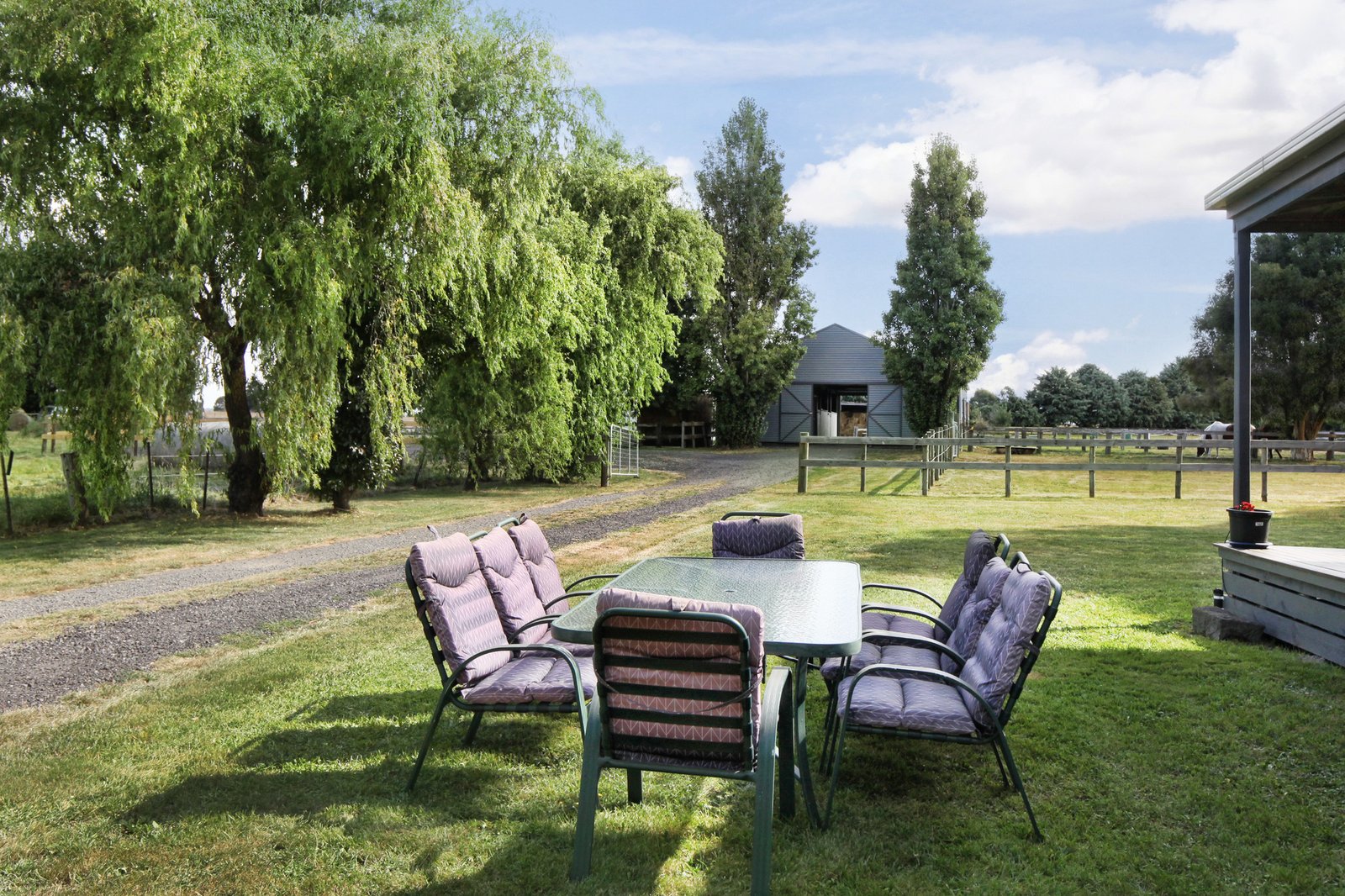 Real Estate and Property in 548 Lauriston Road, Kyneton, VIC