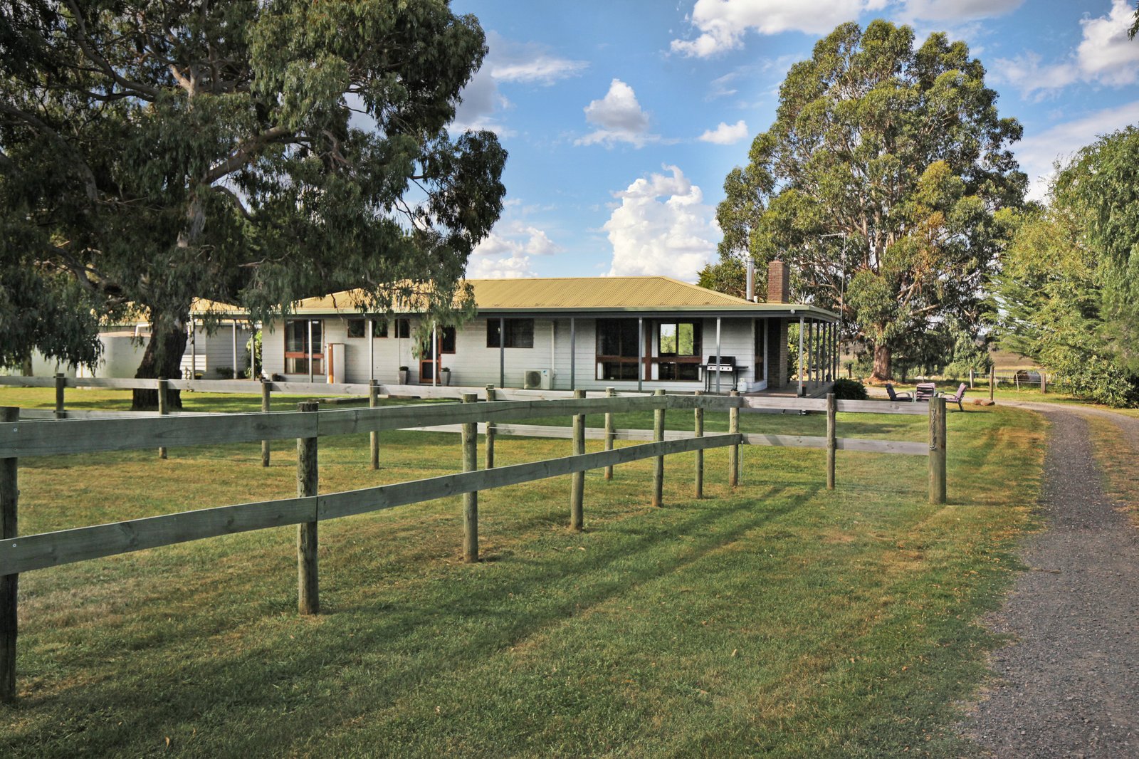 Real Estate and Property in 548 Lauriston Road, Kyneton, VIC