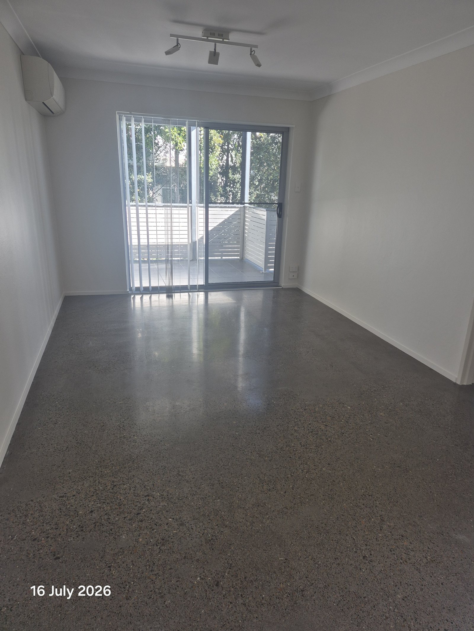 5/49 Hedley Avenue NUNDAH 5