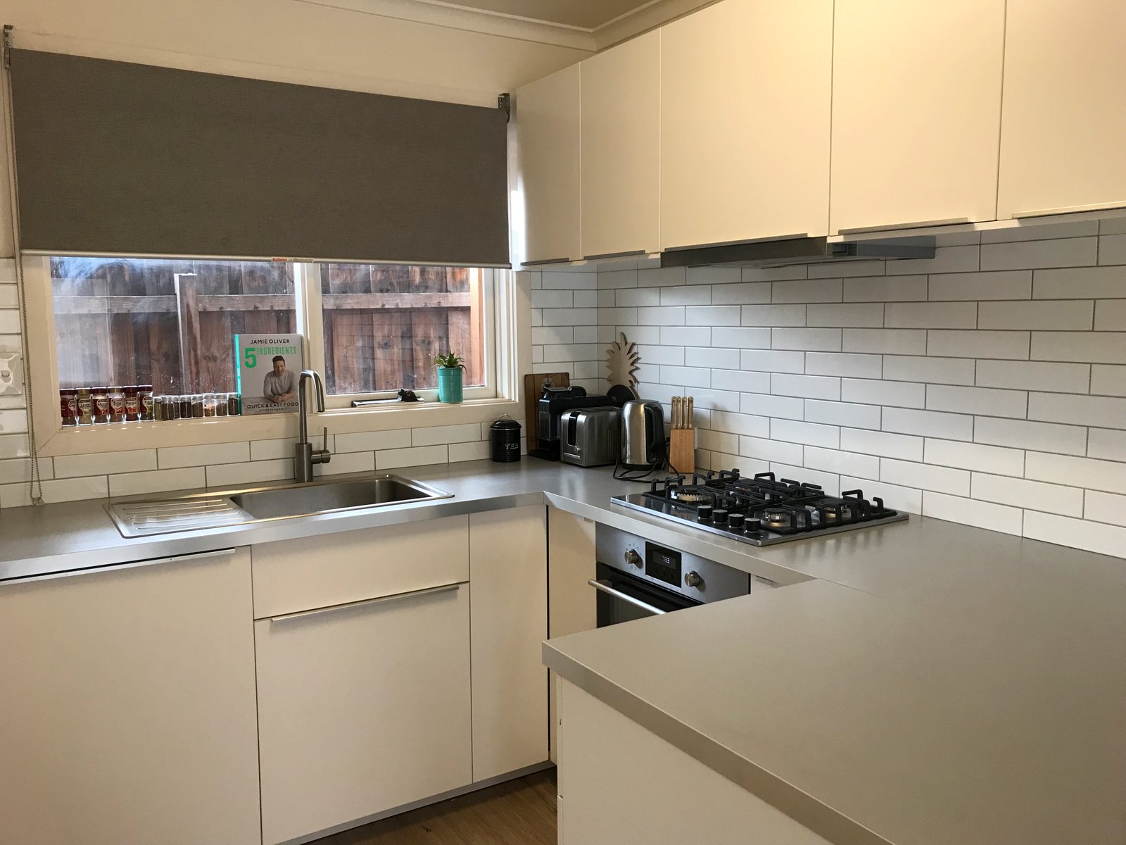 Gallery: 5/492 Main Street