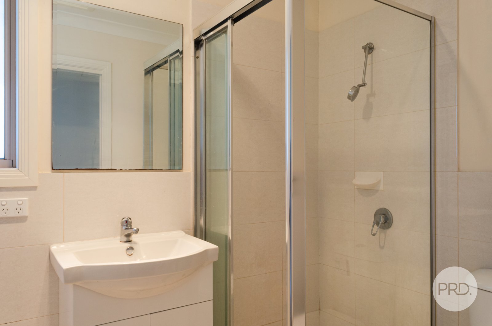 54A Goodsell Street MINTO 6