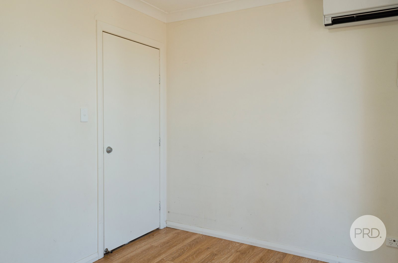 54A Goodsell Street MINTO 4