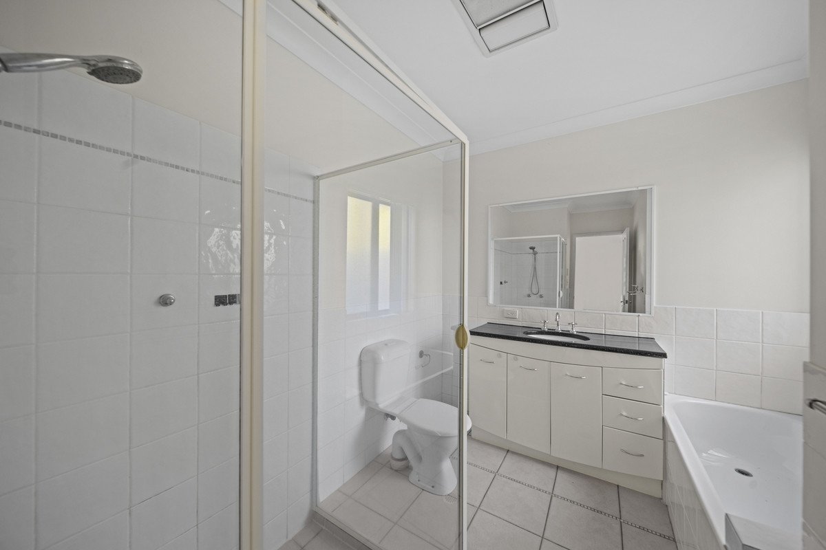 54A Harrier Drive Burleigh Waters 11