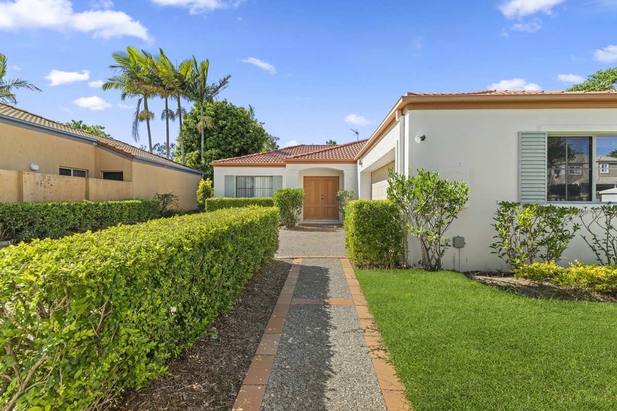 54A Harrier Drive Burleigh Waters 14