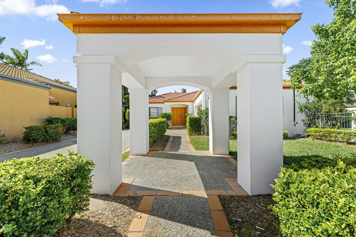 54A Harrier Drive Burleigh Waters 17