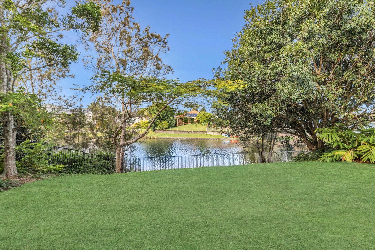 54A Harrier Drive Burleigh Waters 3