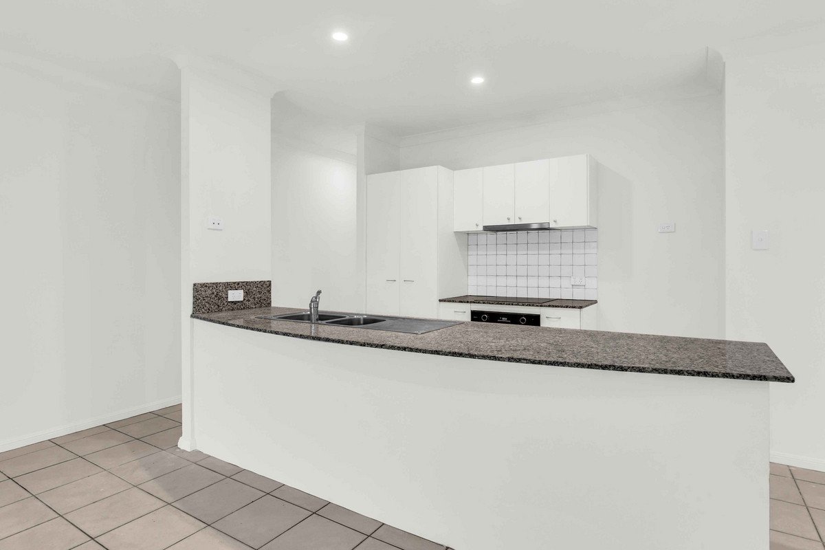 54A Harrier Drive Burleigh Waters 11