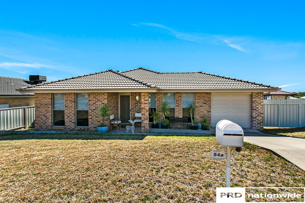 54A Orley Drive TAMWORTH 1