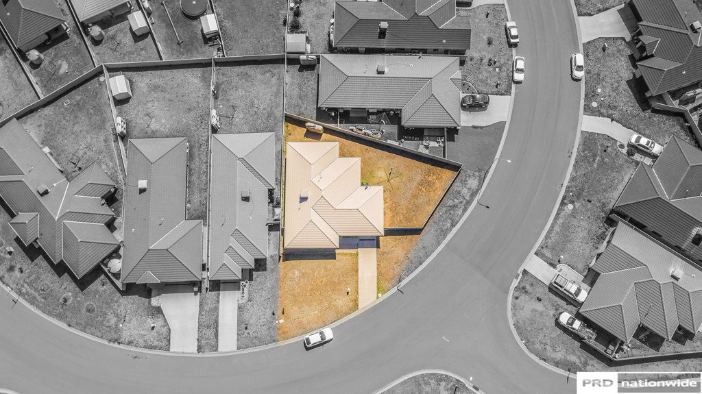 54A Orley Drive TAMWORTH 23
