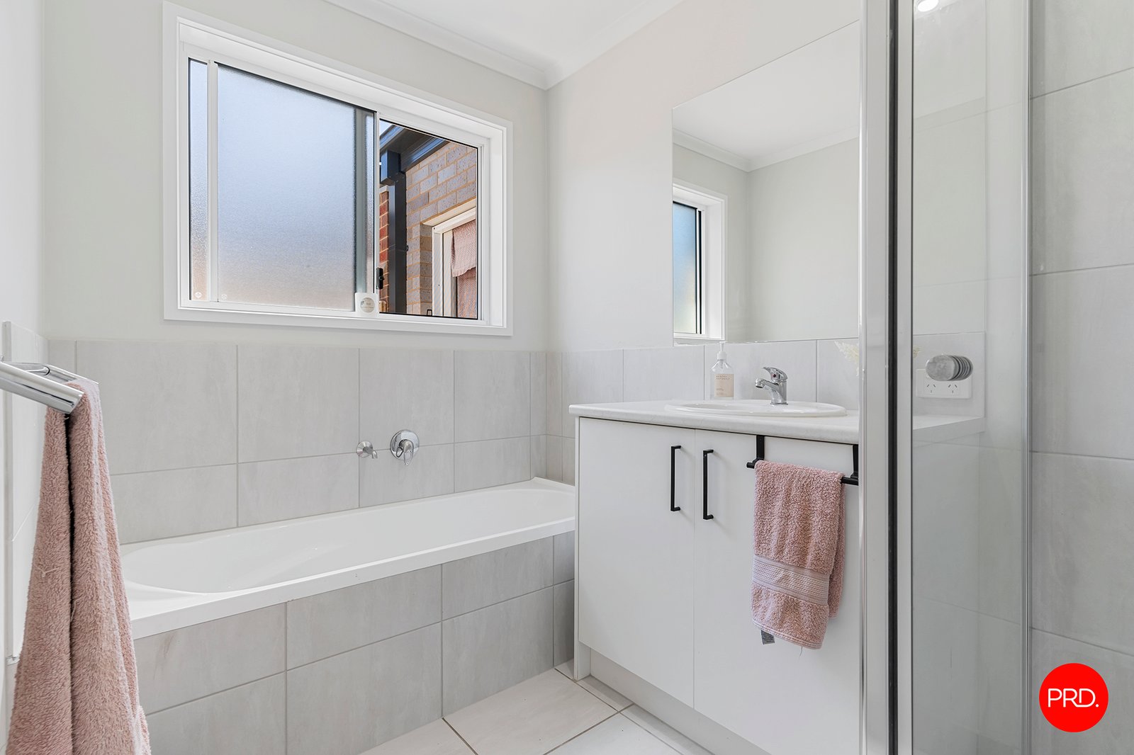 54B Helm Street KANGAROO FLAT 12