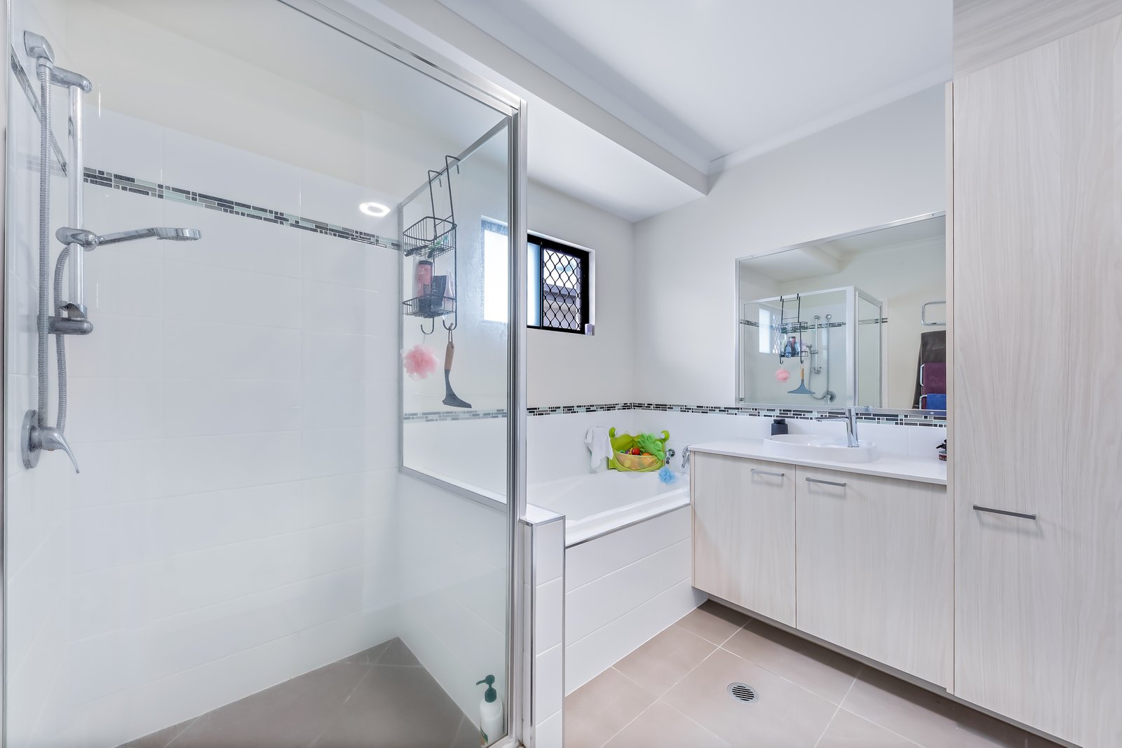 55 Abell Road CANNONVALE 16