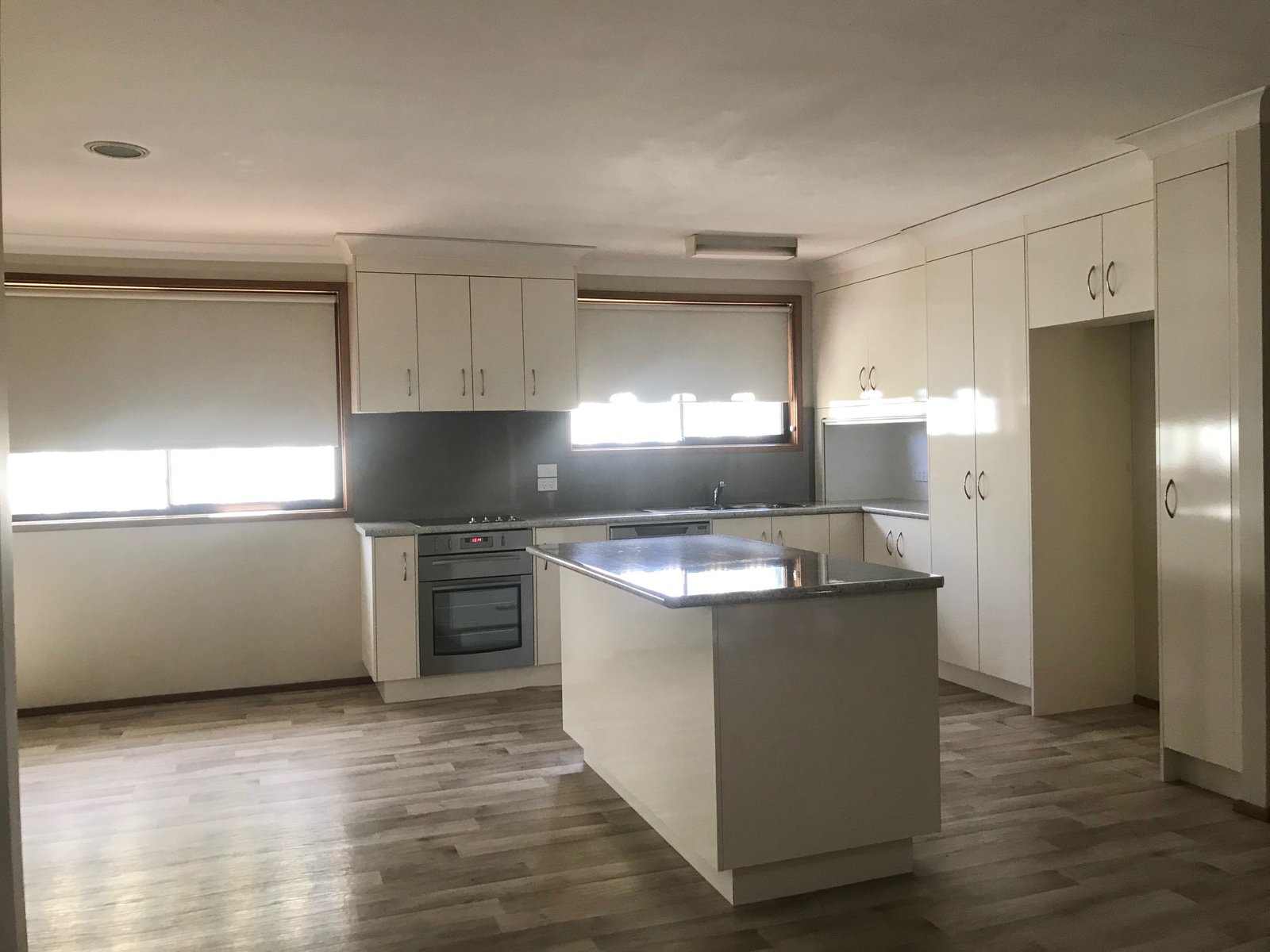 55 Amaroo  HILLVUE 10