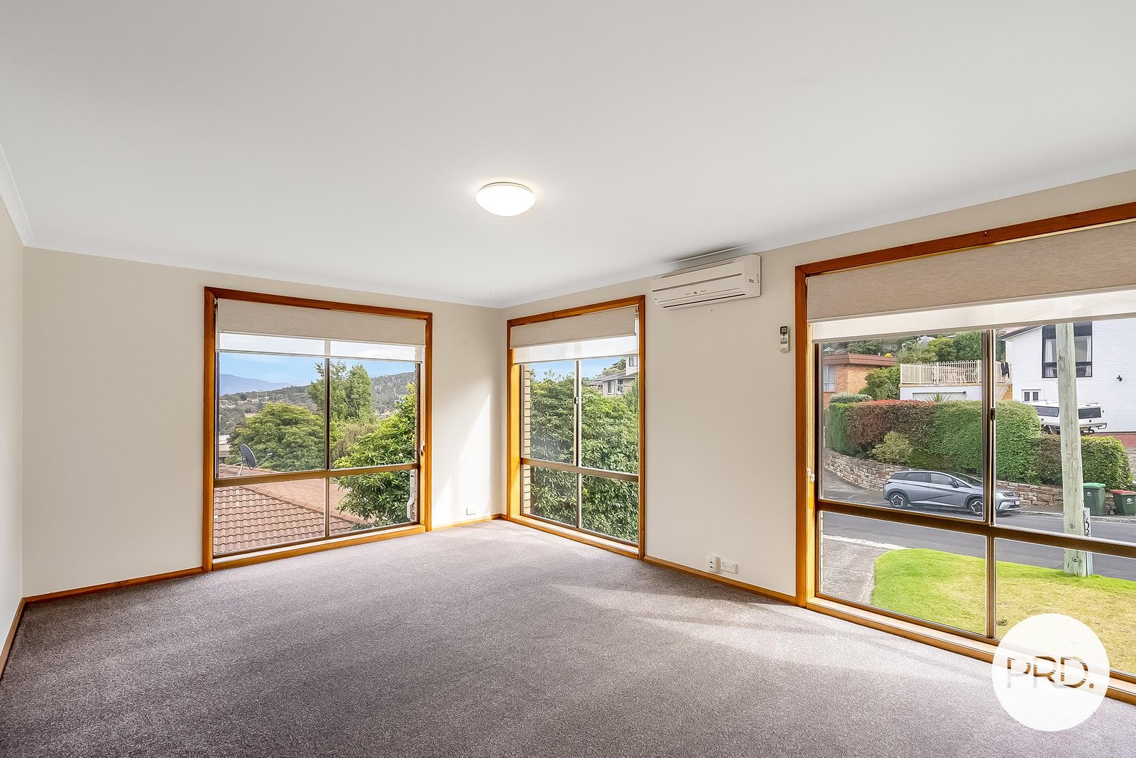 55 Bayfield Street BELLERIVE 2